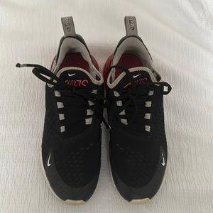 Nike Air Max 270